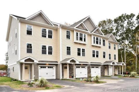 47 Village Crossing East Lyme CT 06357