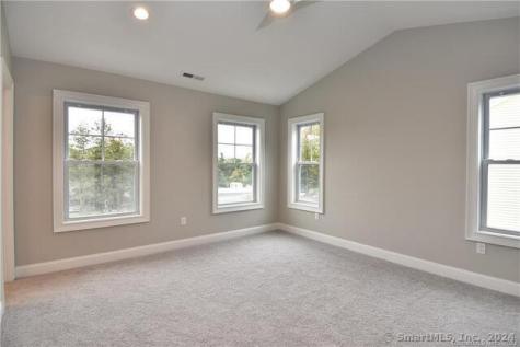 47 Village Crossing East Lyme CT 06357