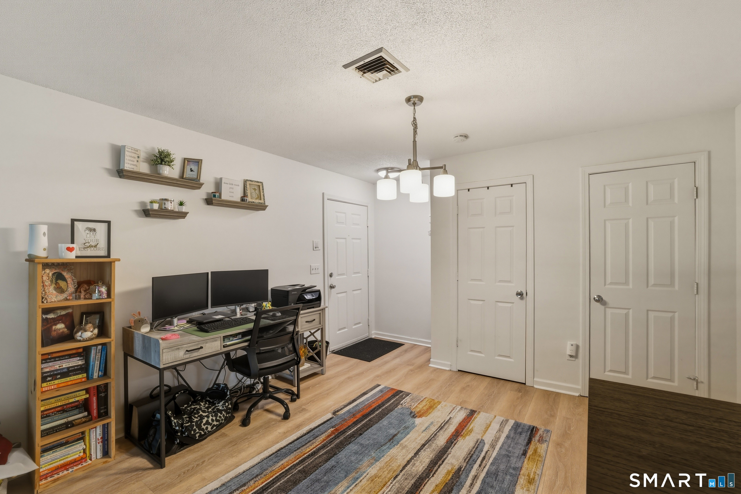 8 Concorde Way Windsor Locks CT 06096