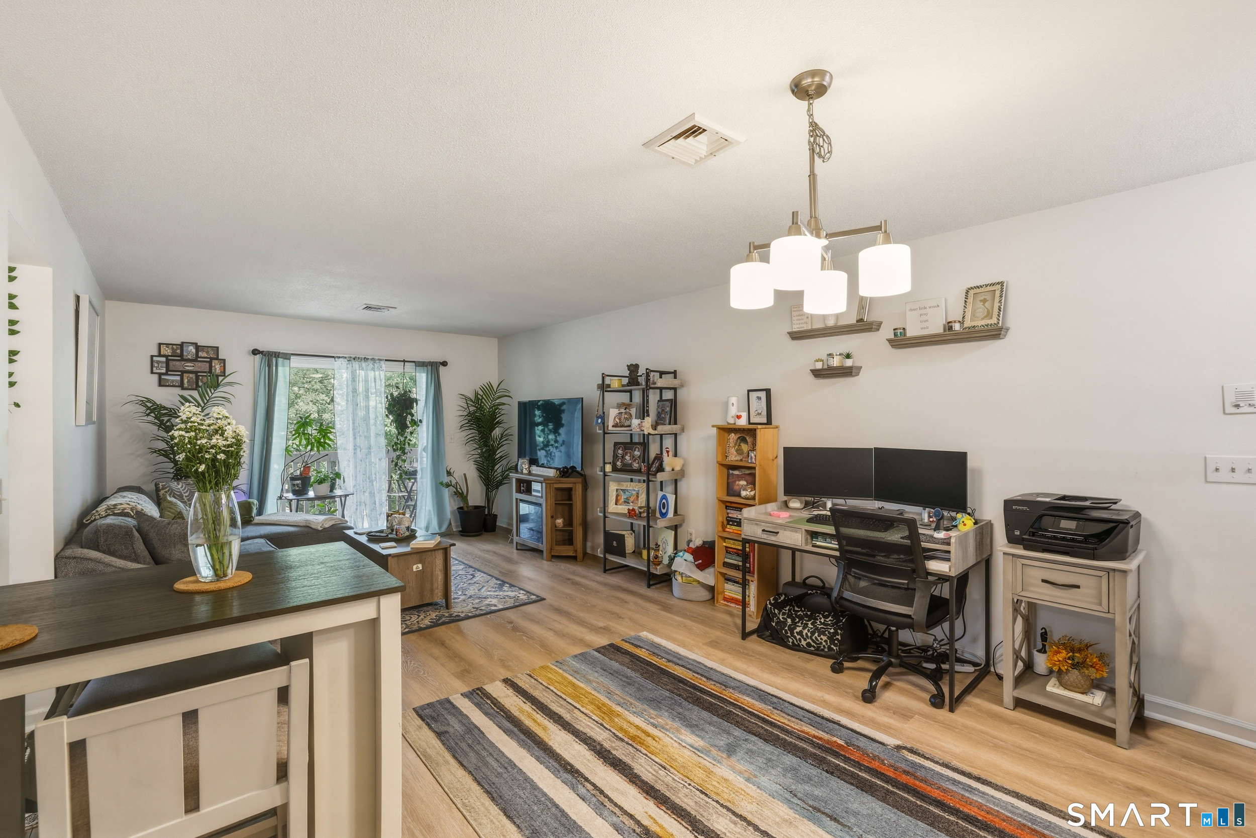 8 Concorde Way Windsor Locks CT 06096
