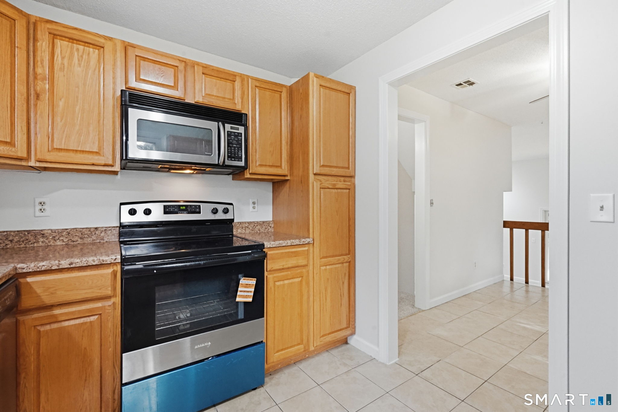 18 Northbrook Court East Hartford CT 06108