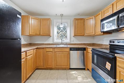 18 Northbrook Court East Hartford CT 06108