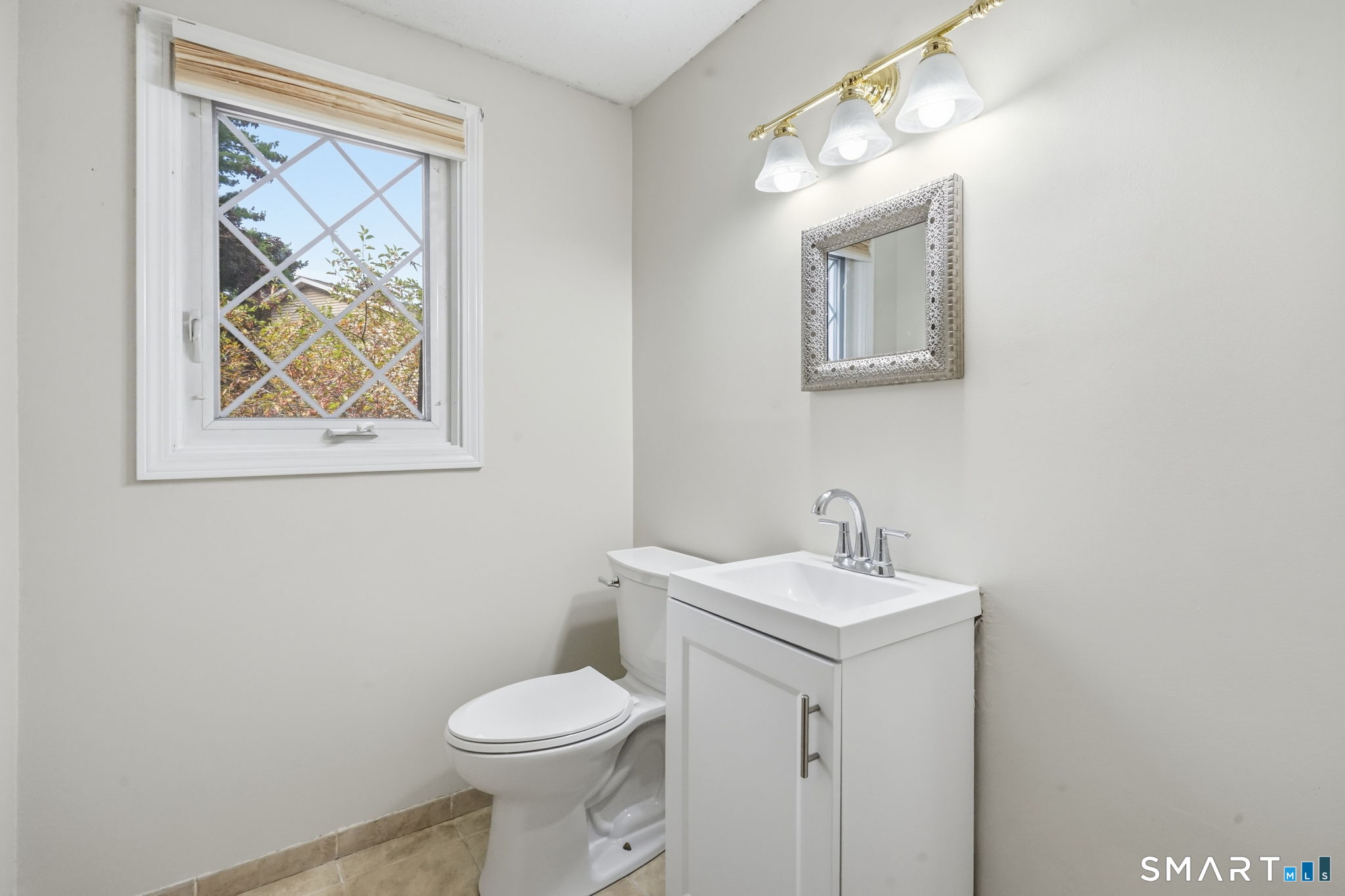 18 Northbrook Court East Hartford CT 06108