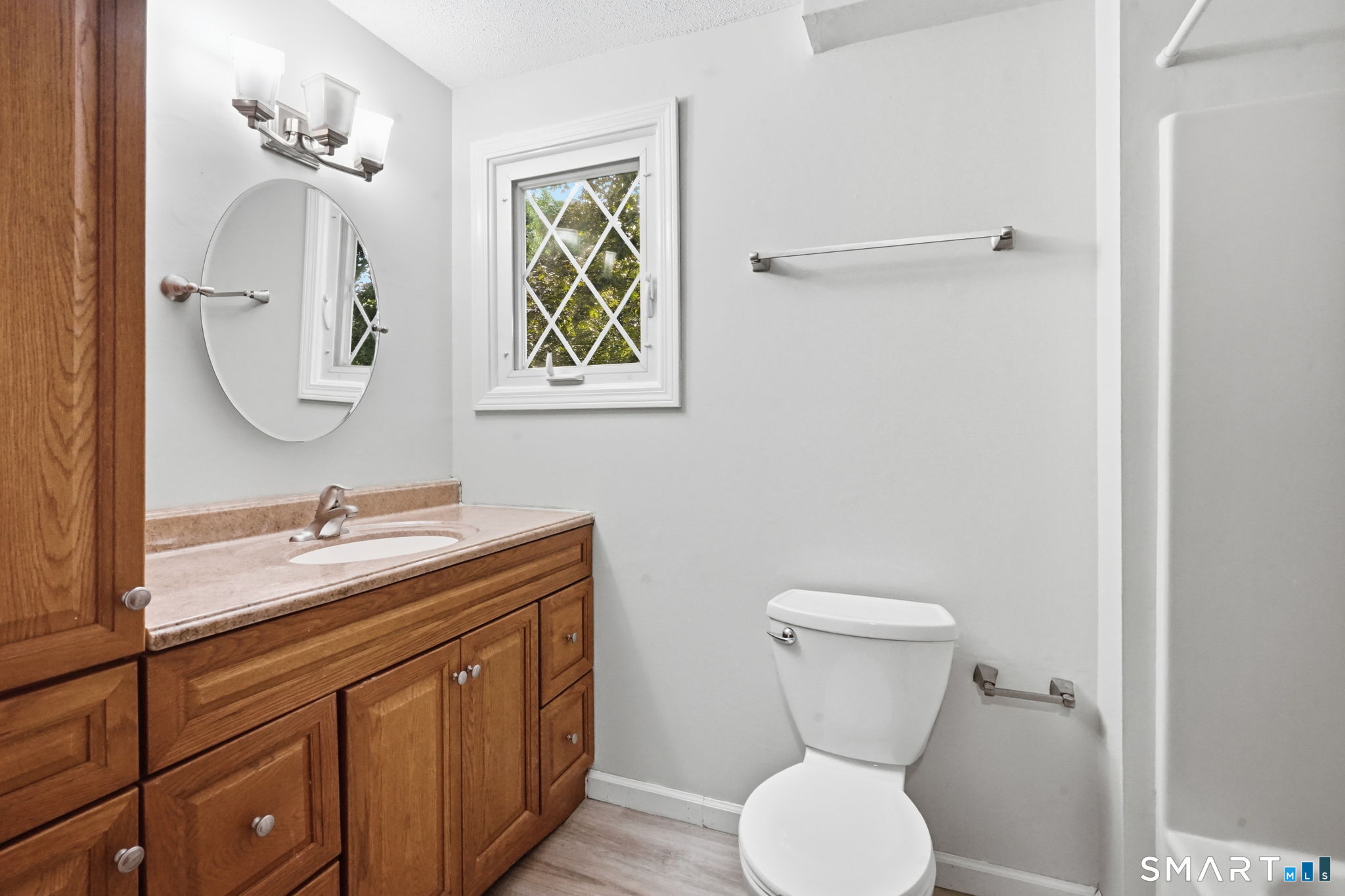 18 Northbrook Court East Hartford CT 06108