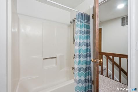 18 Northbrook Court East Hartford CT 06108