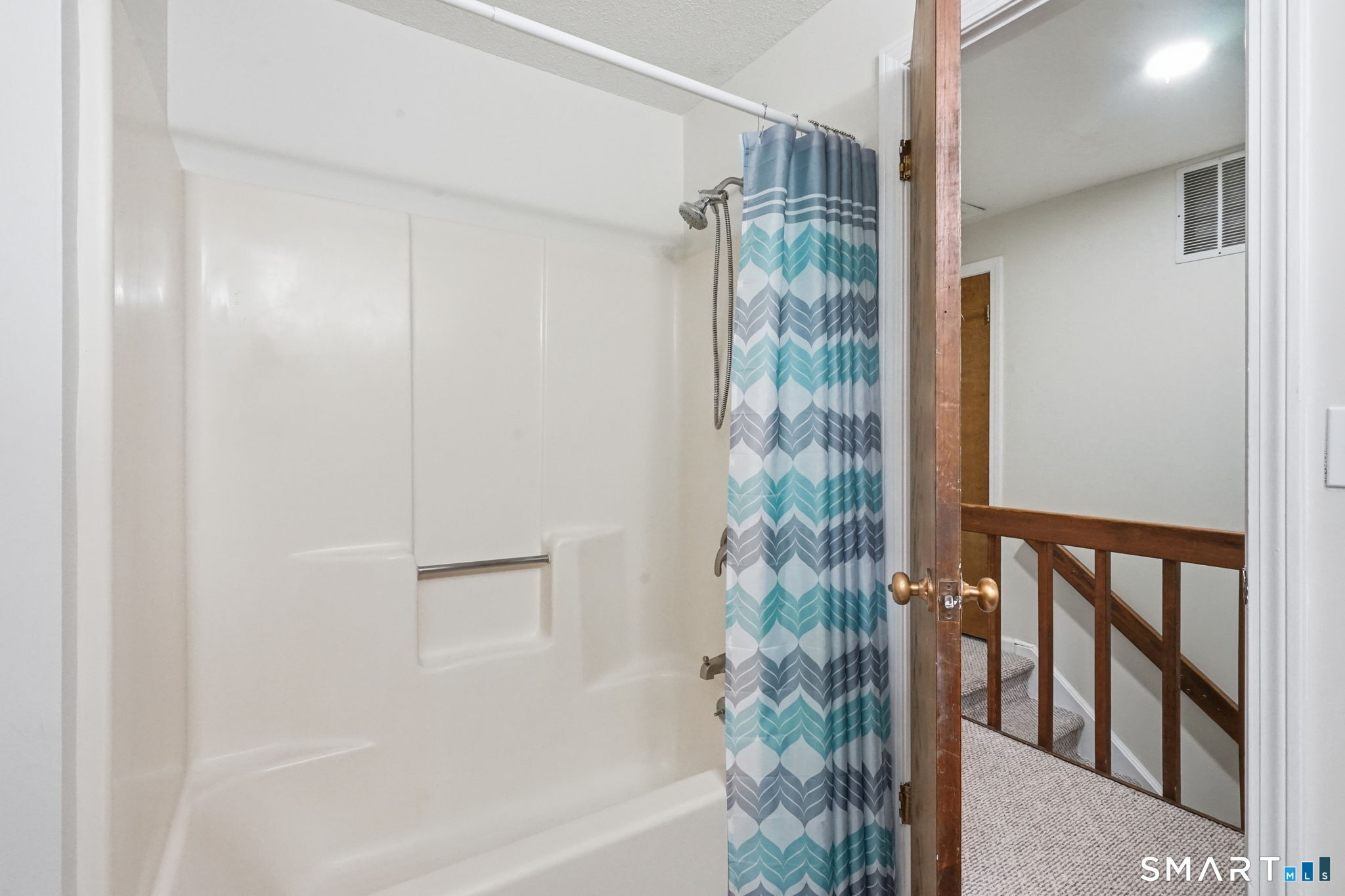 18 Northbrook Court East Hartford CT 06108
