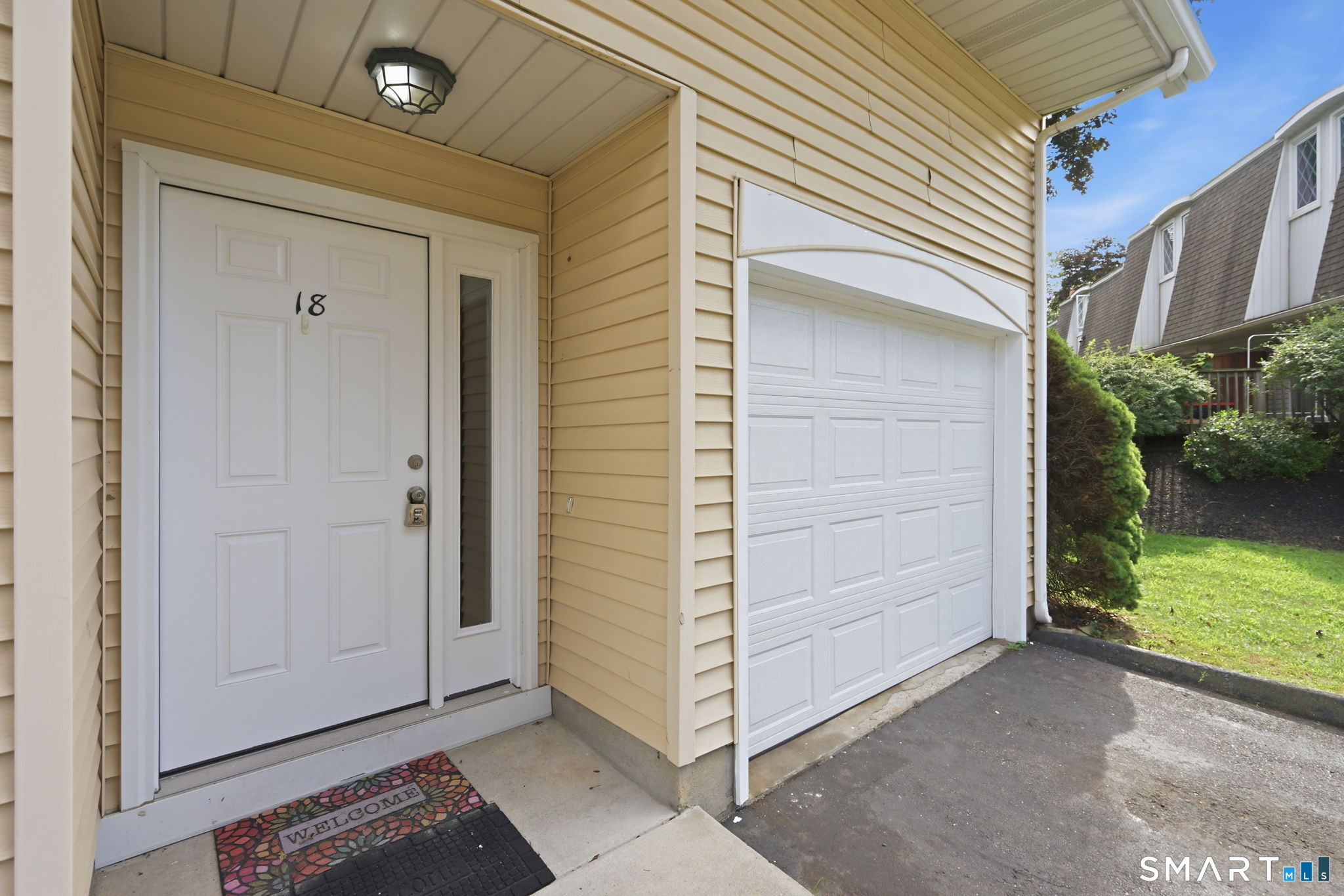 18 Northbrook Court East Hartford CT 06108