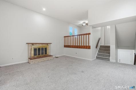 18 Northbrook Court East Hartford CT 06108
