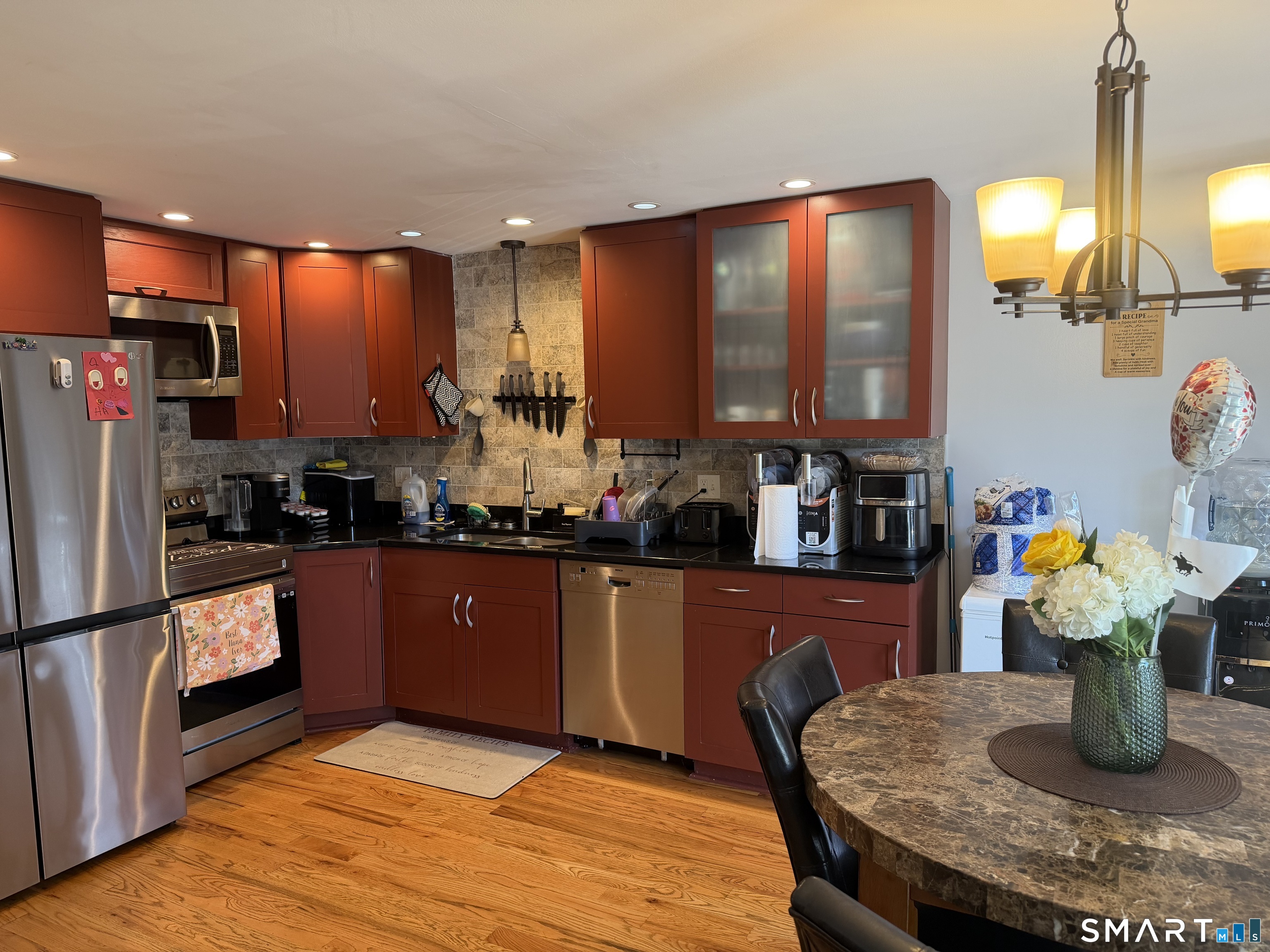 41 Patricia Road Bridgeport CT 06606