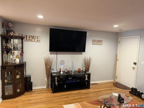 41 Patricia Road Bridgeport CT 06606