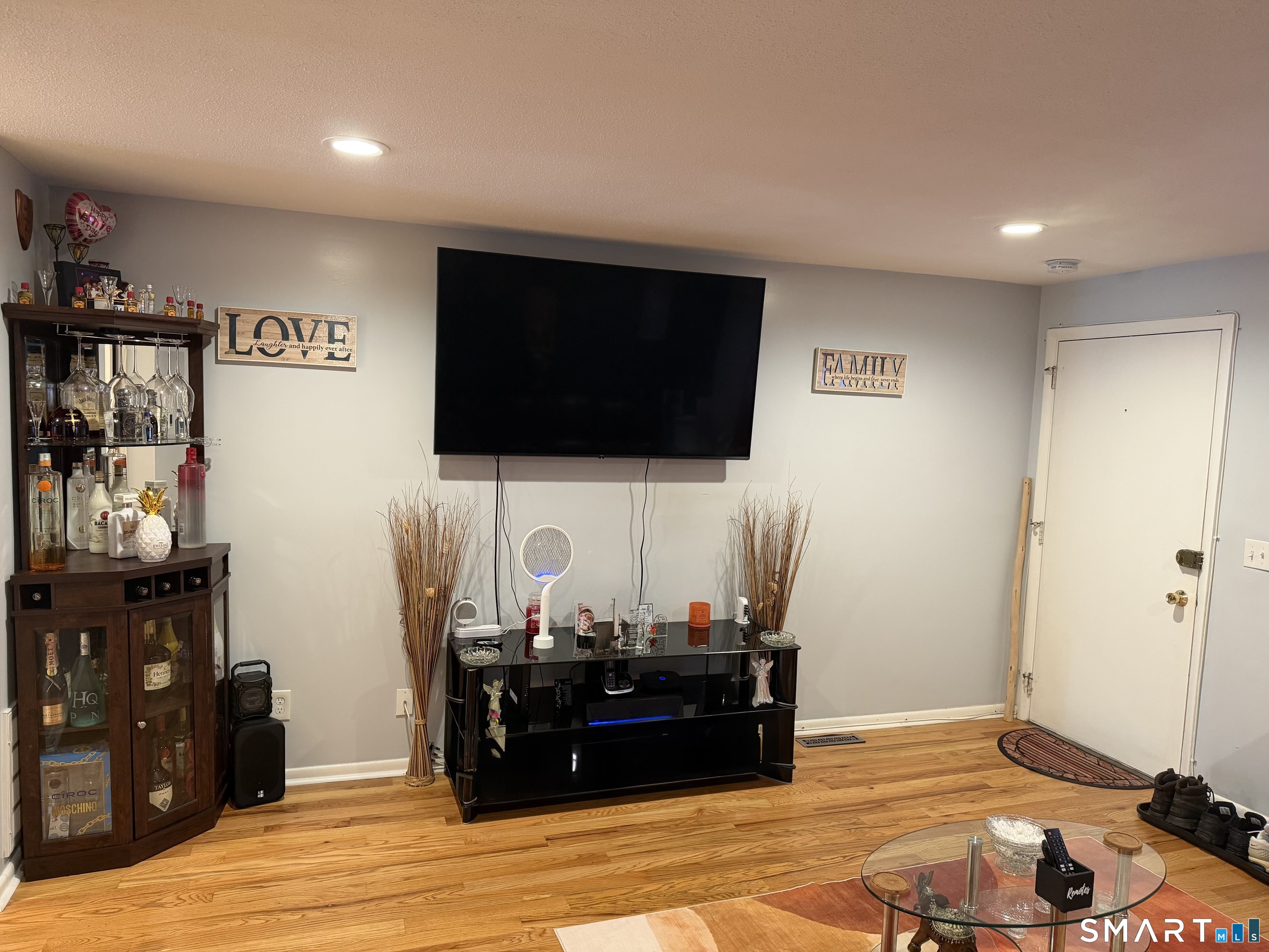 41 Patricia Road Bridgeport CT 06606