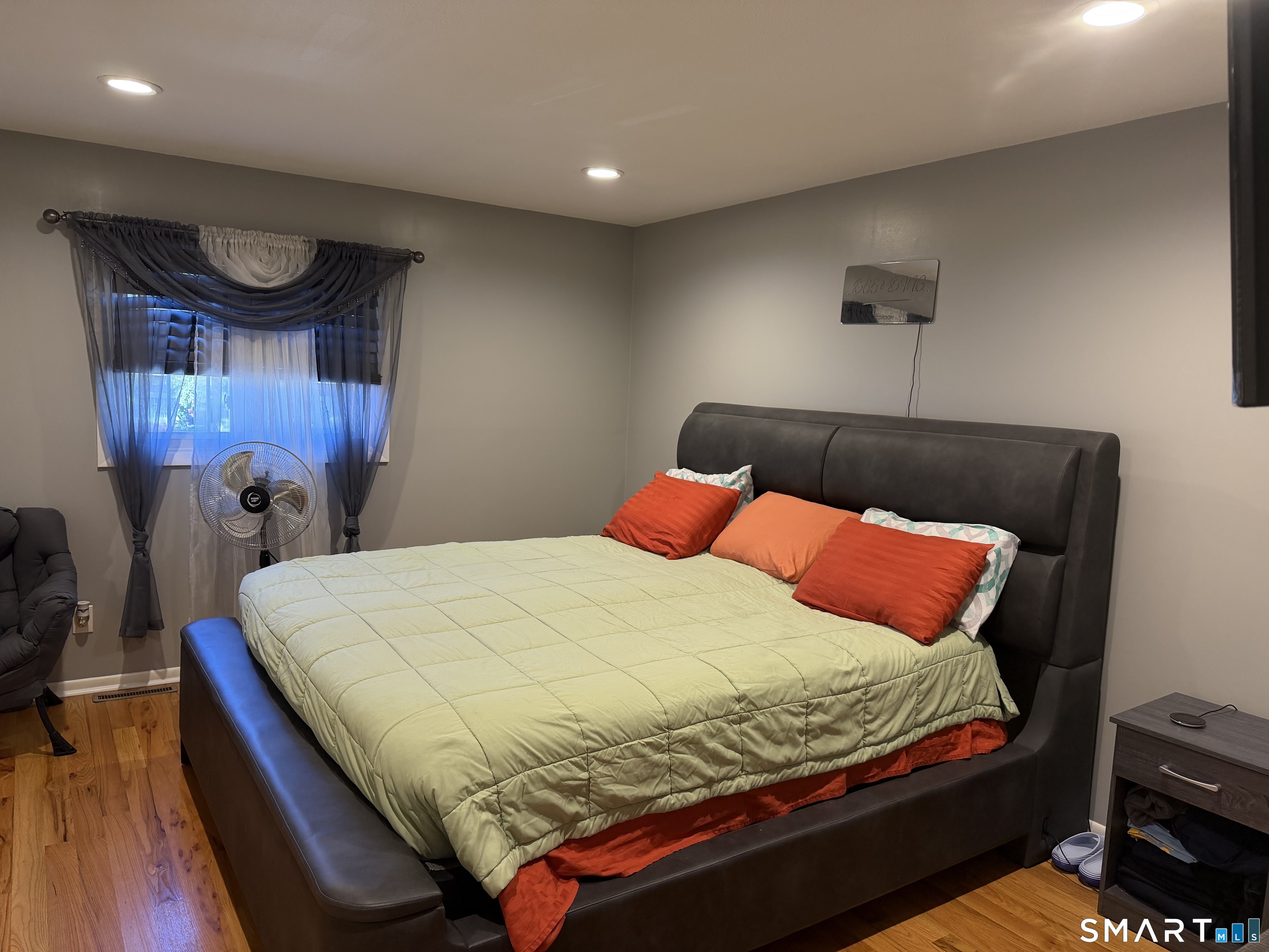 41 Patricia Road Bridgeport CT 06606
