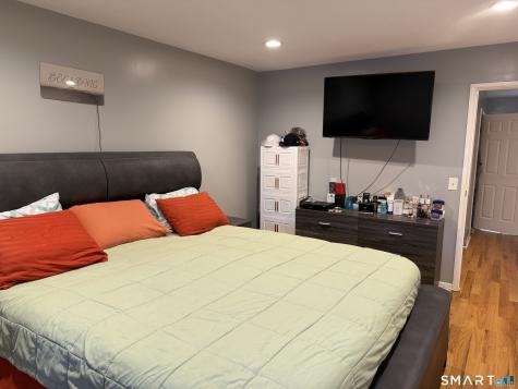 41 Patricia Road Bridgeport CT 06606