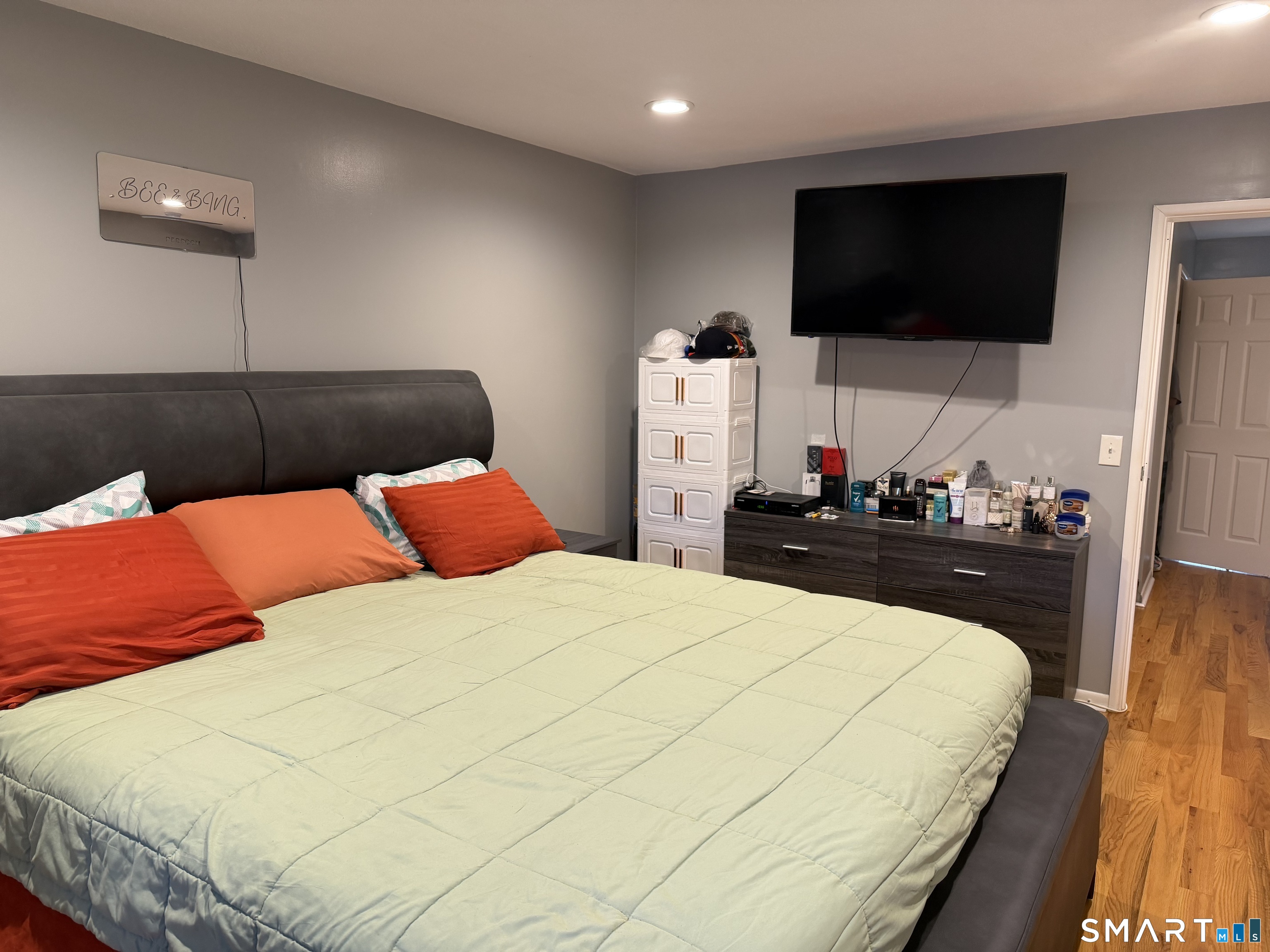 41 Patricia Road Bridgeport CT 06606