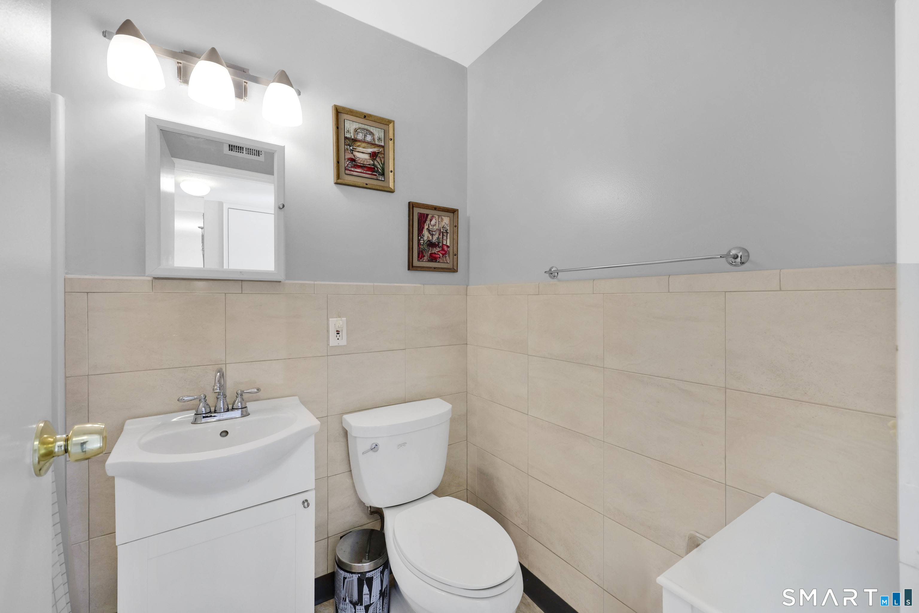 E6 Bradley Circle Enfield CT 06082