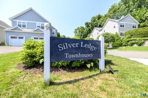 4 Caryns Way Norwalk CT 06851