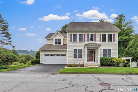 17 Traditions Boulevard Southbury CT 06488