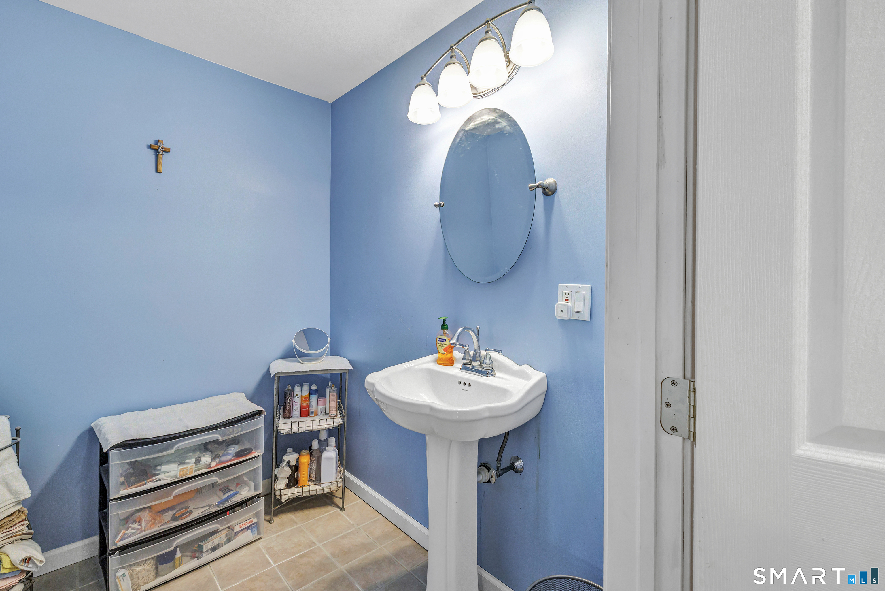 17 Traditions Boulevard Southbury CT 06488