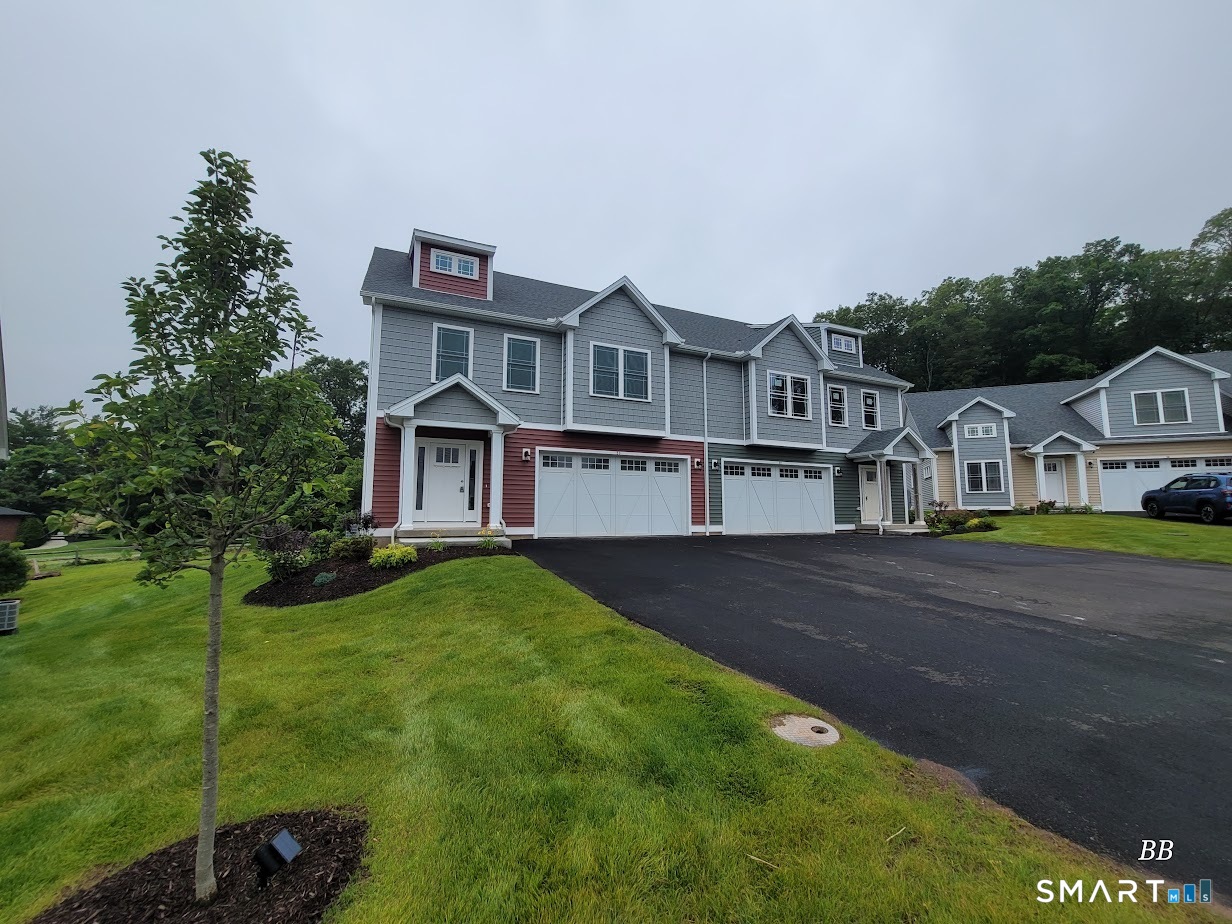 22 Lombard Circle North Haven CT 06473
