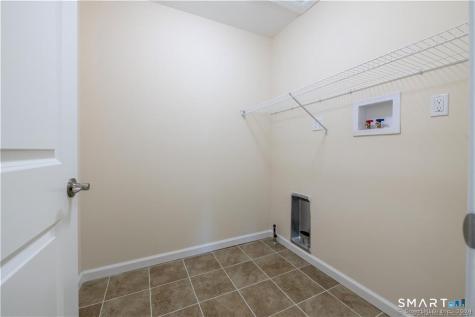 22 Lombard Circle North Haven CT 06473