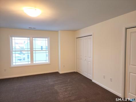 22 Lombard Circle North Haven CT 06473