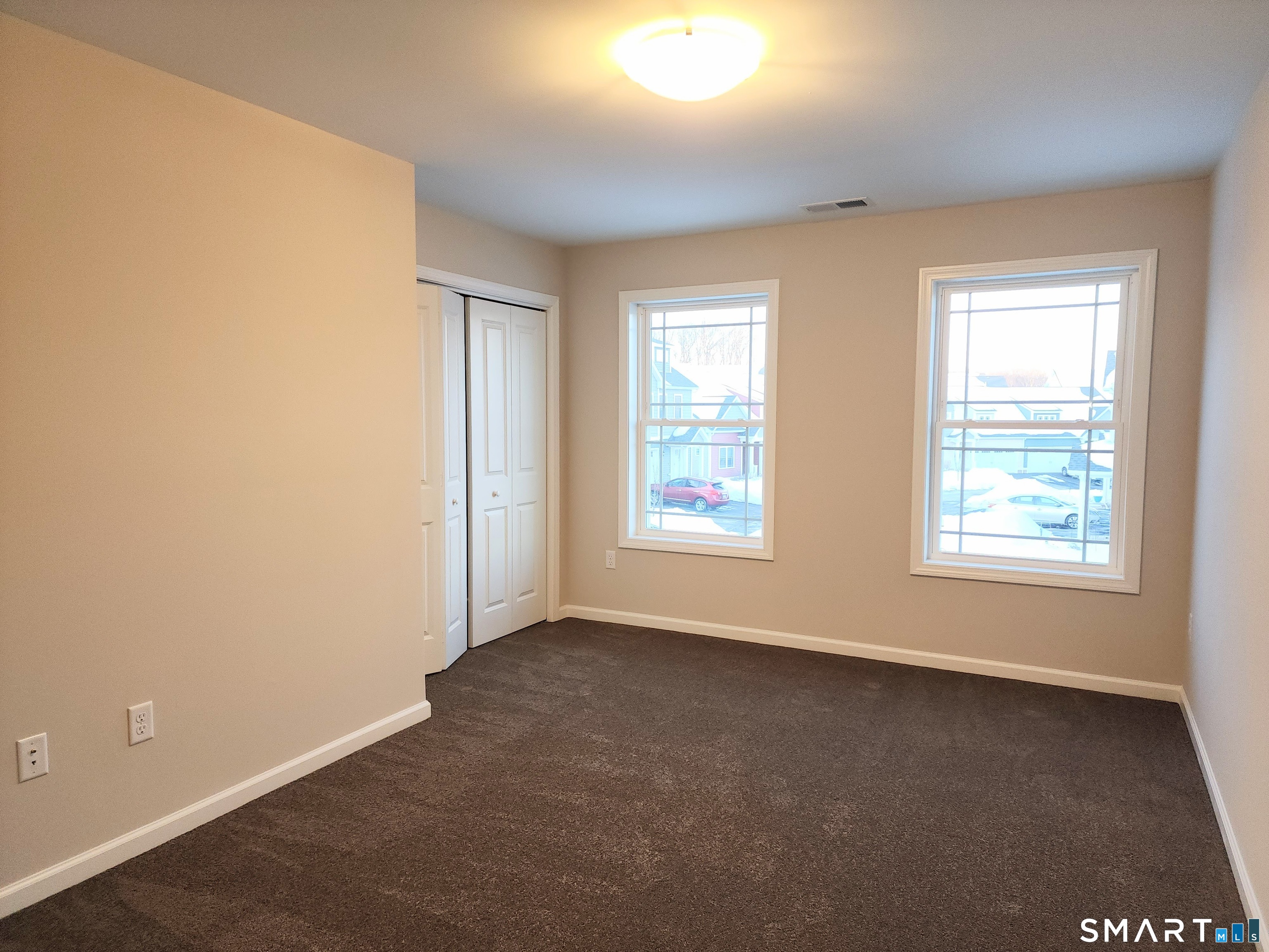 22 Lombard Circle North Haven CT 06473