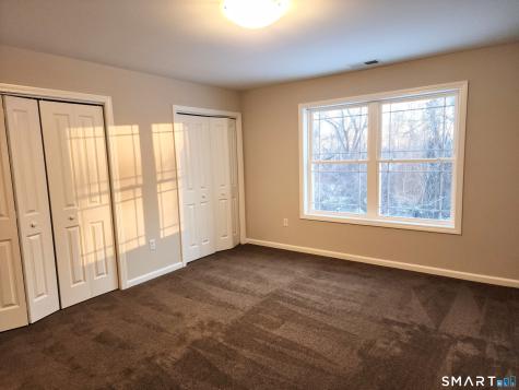 22 Lombard Circle North Haven CT 06473