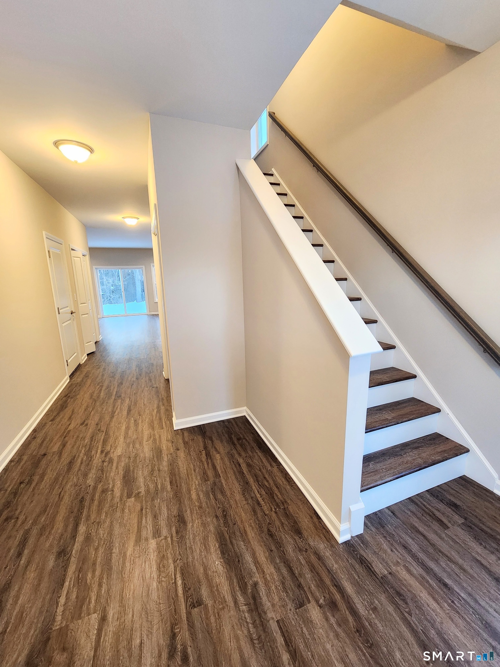 22 Lombard Circle North Haven CT 06473