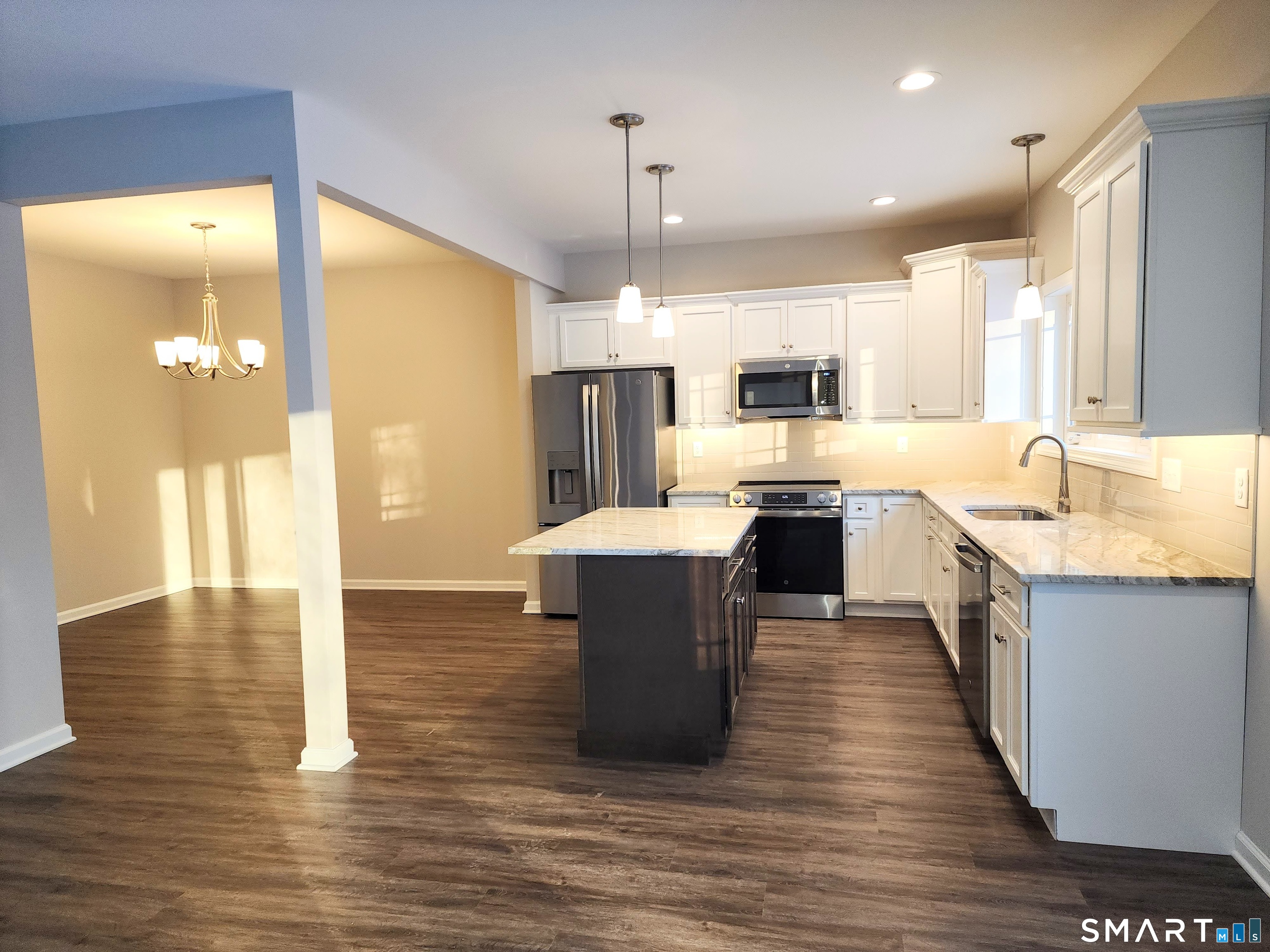 22 Lombard Circle North Haven CT 06473