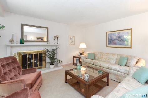 22 Heritage Village Southbury CT 06488
