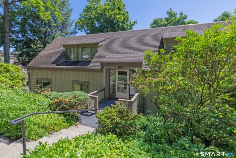22 Heritage Village Southbury CT 06488