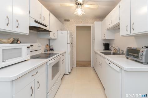 22 Heritage Village Southbury CT 06488