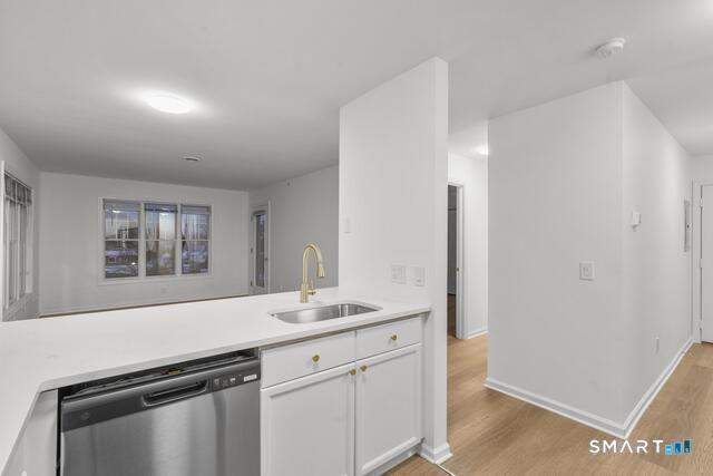 468 Main Street East Lyme CT 06357