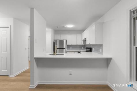 468 Main Street East Lyme CT 06357