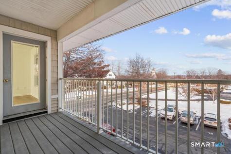 468 Main Street East Lyme CT 06357