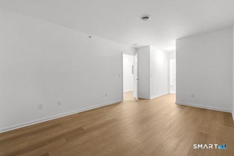 468 Main Street East Lyme CT 06357
