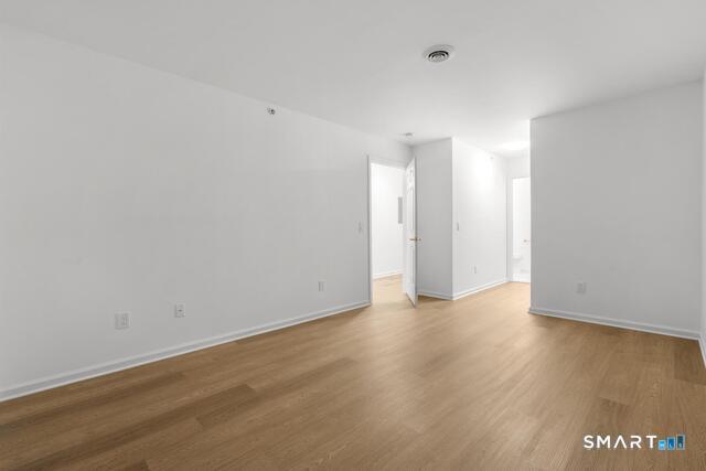 468 Main Street East Lyme CT 06357