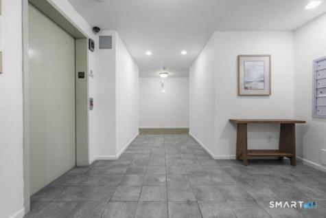 468 Main Street East Lyme CT 06357