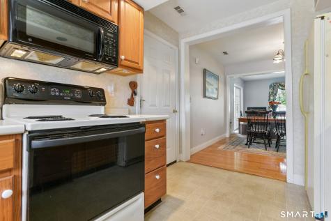 2 Silverbrook Lane Clinton CT 06413