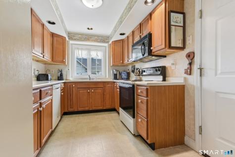 2 Silverbrook Lane Clinton CT 06413
