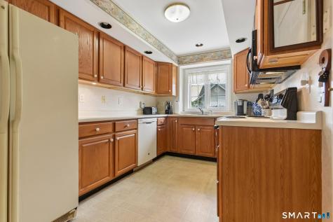 2 Silverbrook Lane Clinton CT 06413