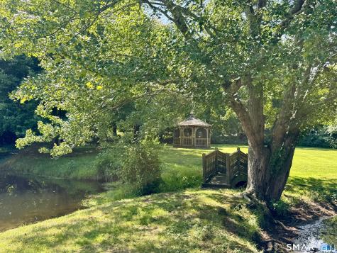 2 Silverbrook Lane Clinton CT 06413