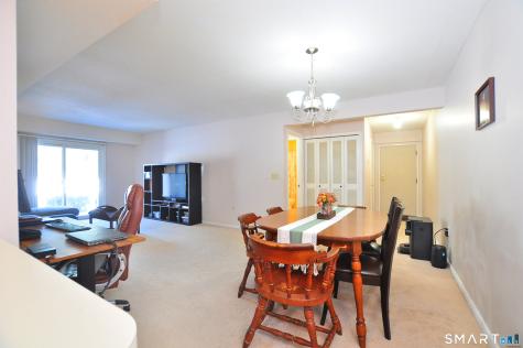 703 Twin Circle Drive South Windsor CT 06074