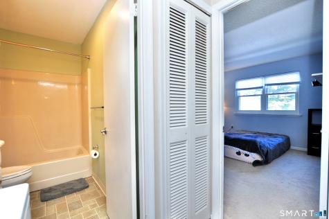 703 Twin Circle Drive South Windsor CT 06074