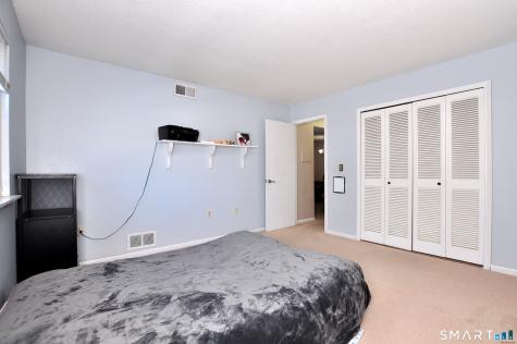 703 Twin Circle Drive South Windsor CT 06074