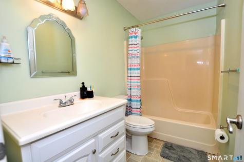 703 Twin Circle Drive South Windsor CT 06074