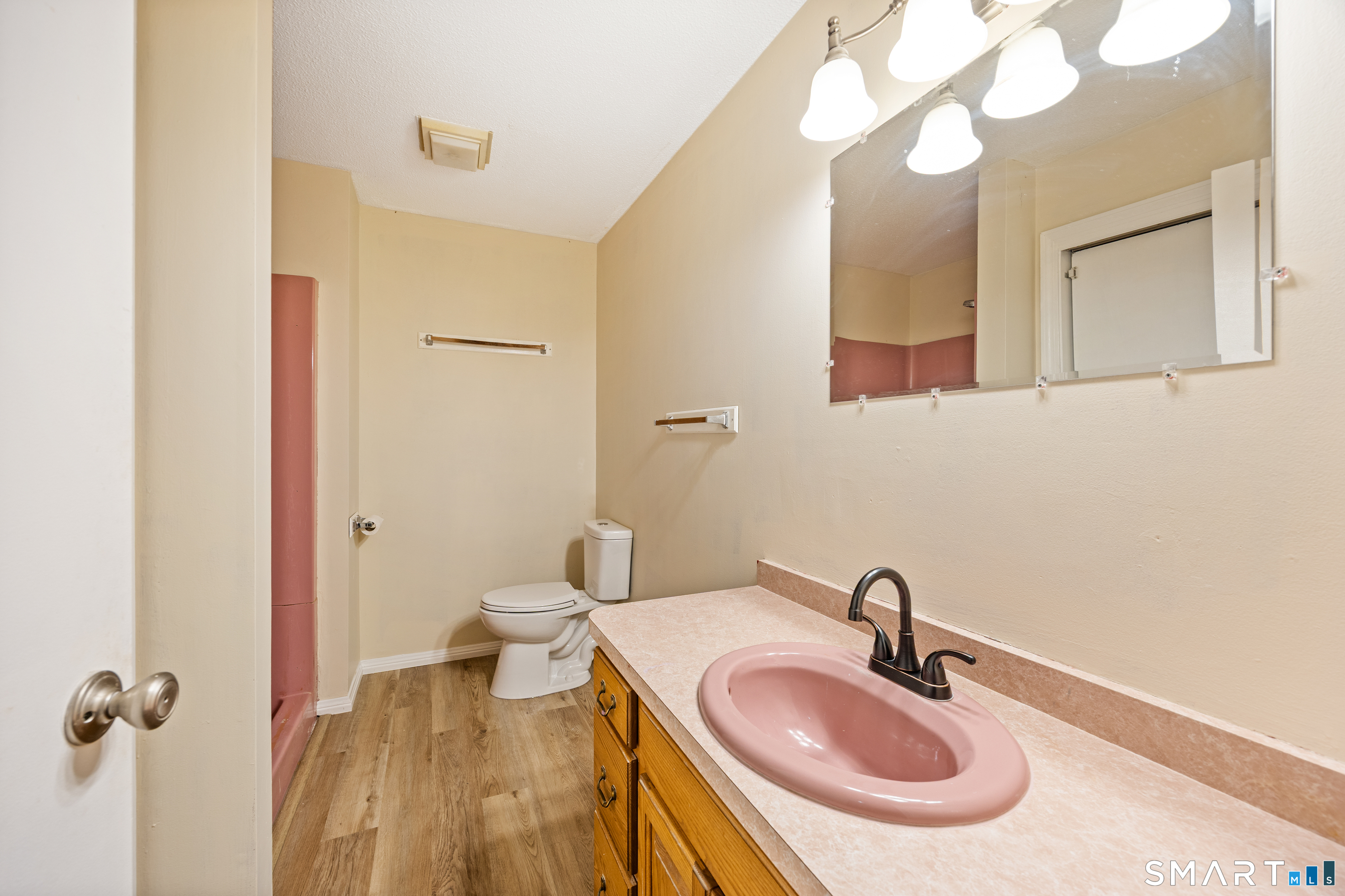 23 Hart Place Plainville CT 06062