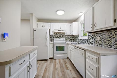 23 Hart Place Plainville CT 06062