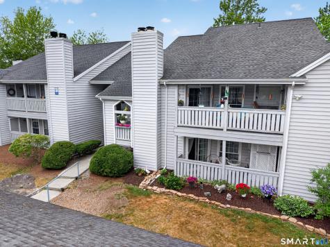 87 Leafwood Lane Groton CT 06340