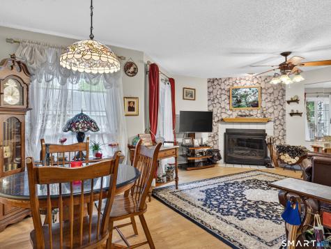 87 Leafwood Lane Groton CT 06340